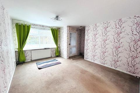 3 bedroom terraced house to rent, Woodlands, Evesham