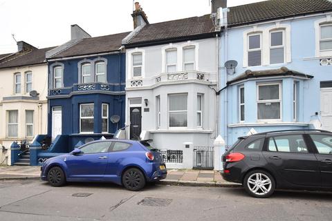 2 bedroom flat for sale, Tower Road, St. Leonards-On-Sea