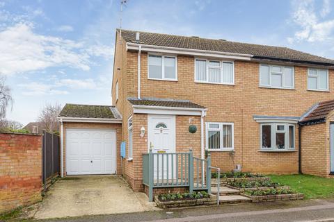 3 bedroom semi-detached house for sale, Thirlmere Gardens, Flitwick, MK45