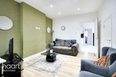 25 Elm Road, Erith, DA8 2NN
