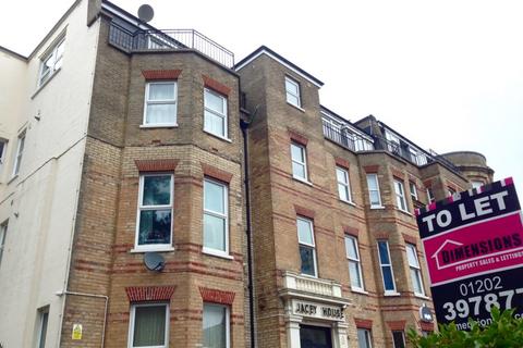 2 bedroom flat to rent, Jacey House, Bath Road