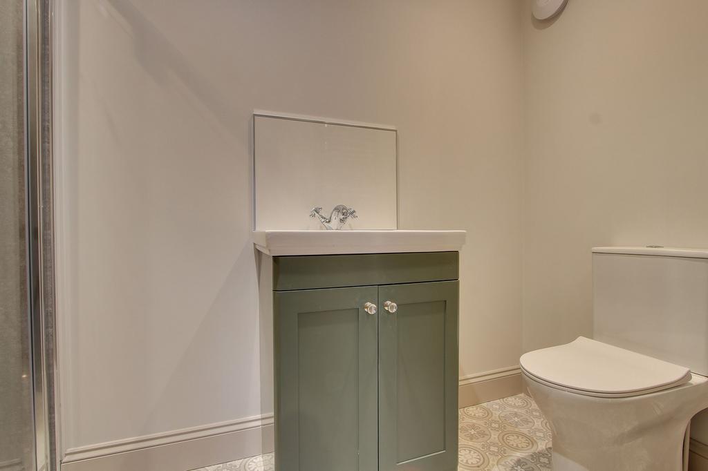 Ensuite