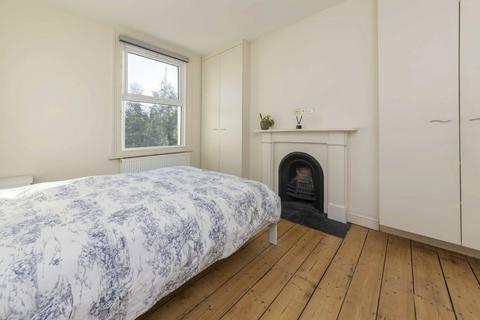 2 bedroom flat to rent, Saltram Crescent, London W9