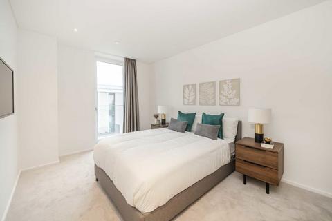 2 bedroom flat to rent, York Place, London SW11