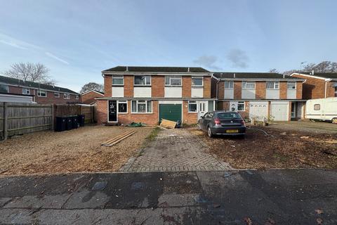 3 bedroom semi-detached house to rent, Pittmore Road, Burton BH23