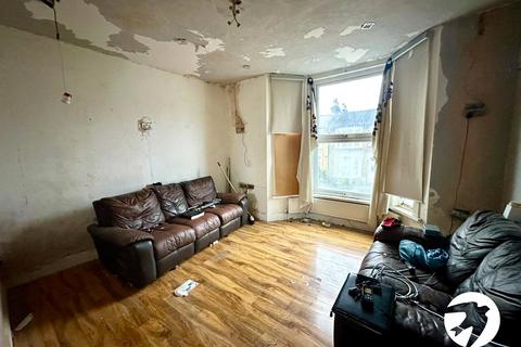 1 bedroom flat for sale, Ryecroft Road, London, SE13