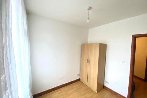 1 bedroom house of multiple occupation to rent, Creighton Road, London N17