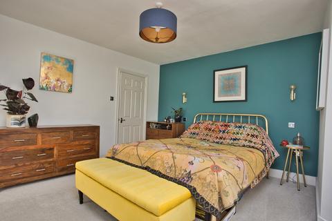 38 Bournemouth Road, Folkestone, CT19 5BA