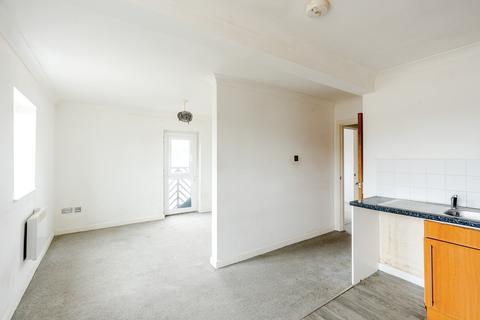 2 bedroom flat for sale, Bristol BS7