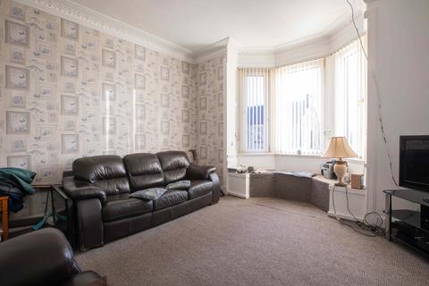 1 bedroom flat for sale, Holmhead, Kilbirnie KA25