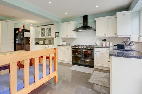 7 First Avenue, Grays, RM20 3JR
