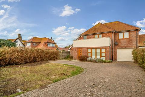 4 bedroom detached house for sale, Clayton Road, Selsey, PO20