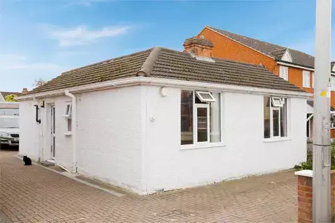 undefined, Tavistock St, Bletchley MK2