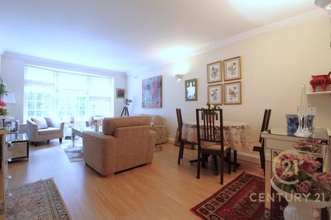 2 bedroom flat to rent, Wimbledon Park Side, LONDON SW19