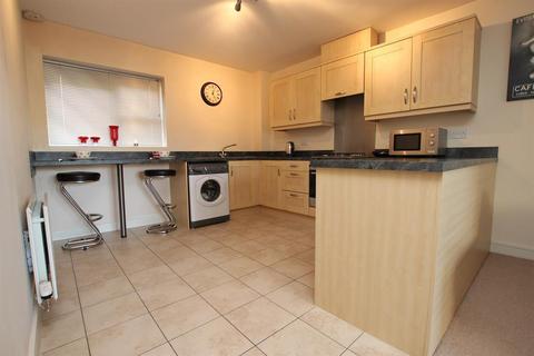 2 bedroom apartment for sale, Ainsworth Close, Darwen, BB3 2UN