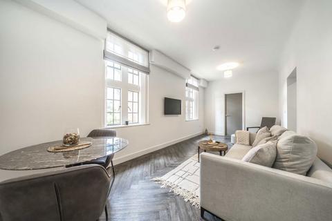 1 bedroom flat to rent, Holt Gardens, London SW17