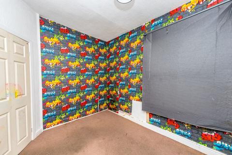 5 Dobson Terrace, Leeds, LS11 5PB