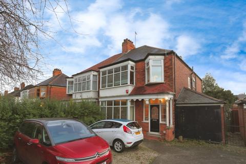 4 bedroom semi-detached house for sale, Cottingham Road, Hull, East Riding of Yorkshire, HU5 4AT