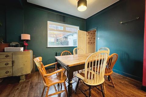 273 Cottingham Road, Hull, HU5 4AT