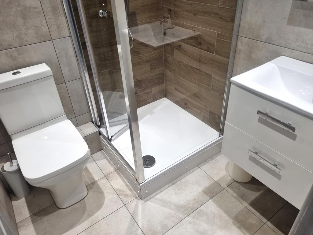Room C Ensuite
