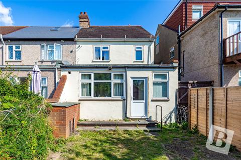 3 bedroom end of terrace house for sale, Norwood Avenue, Romford, RM7