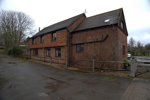 1 bedroom barn conversion to rent, Tanyard Farm Stables, Hadlow Road, TN9