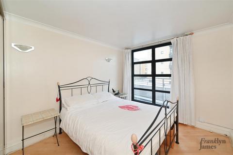 2 bedroom house for sale, Burrells Wharf Square, London, E14