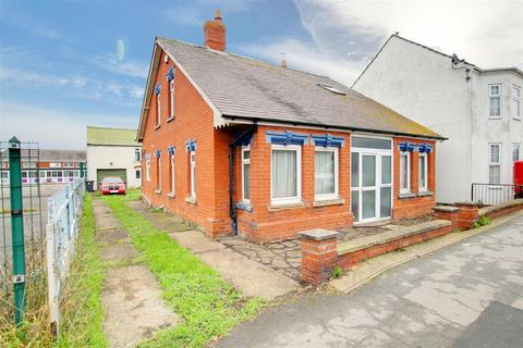 3 bedroom detached bungalow for sale, High Street, Mablethorpe LN12