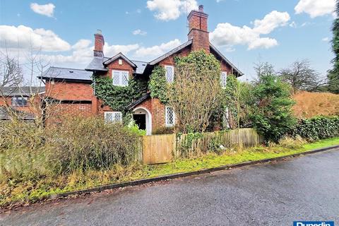 3 bedroom semi-detached house to rent, Margesson Drive, Barnt Green, Worcestershire, B45