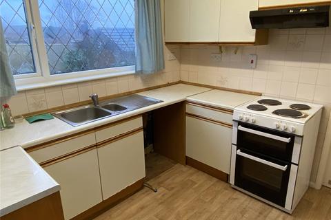 3 bedroom semi-detached house to rent, Windsor Road, Batley, WF17