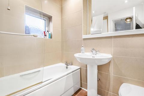 1 Mallard Row, Reading, RG1 6QA