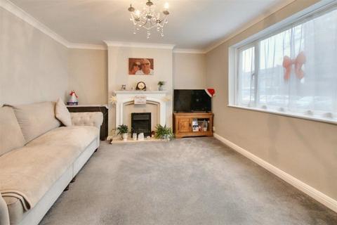 2 bedroom flat for sale, The Boulevard, Worthing