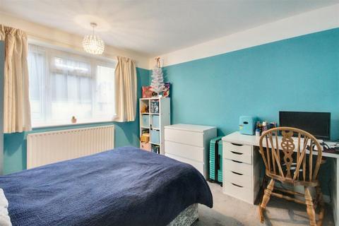 2 bedroom flat for sale, The Boulevard, Worthing