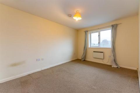 2 bedroom apartment for sale, Commodore Court, Bar Lane, Nottingham