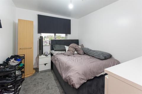 2 bedroom apartment for sale, Commodore Court, Bar Lane, Nottingham