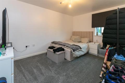 2 bedroom apartment for sale, Commodore Court, Bar Lane, Nottingham