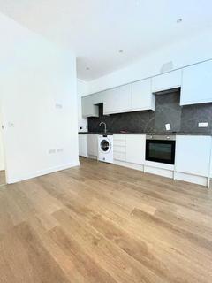 1 bedroom flat to rent, Duckett Road, London N4