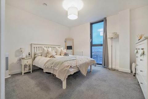 2 bedroom flat for sale, Aragon House, 65 Cherry Orchard, Swanscombe, DA10