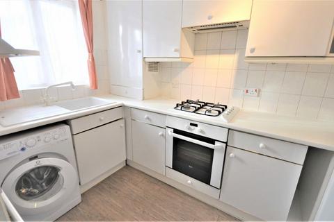 2 bedroom terraced house to rent, Swynford Gardens, Hendon NW4