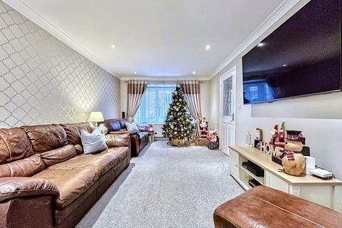 18 Grenaby Way, Murton, Seaham, SR7 9GW