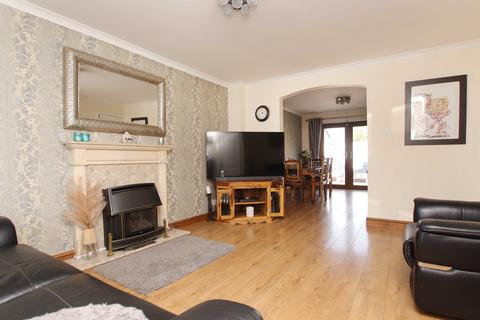 3 bedroom detached house for sale, Heol Yr Onnen, Llanharry, CF72 9NJ