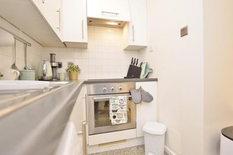 1 bedroom flat to rent, Jedburgh Road, Plaistow