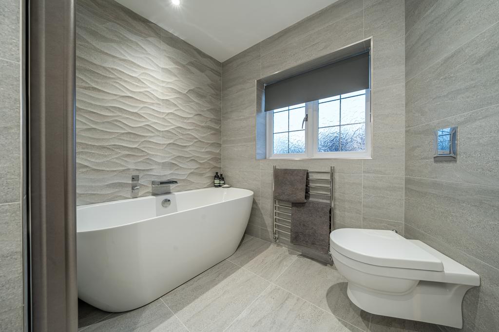 Ensuite Bathroom