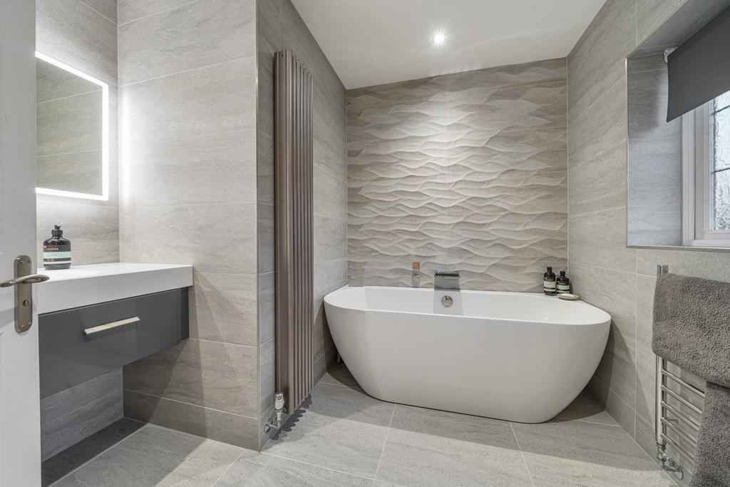 Ensuite Bathroom