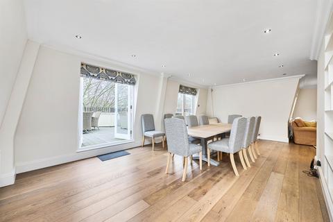 3 bedroom penthouse to rent, Bramham Gardens, SW5