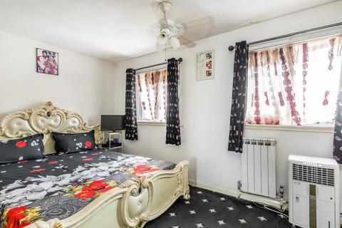 undefined, Hanworth Road, Hounslow, TW4