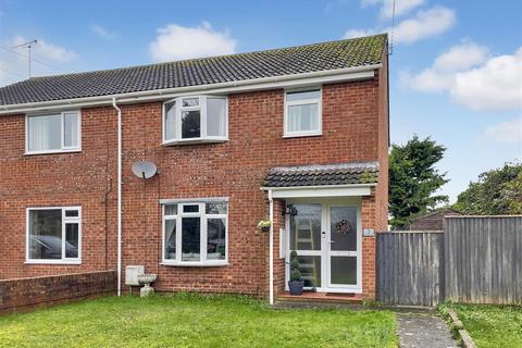 2 College Road, Durrington, Salisbury, SP4 8HP