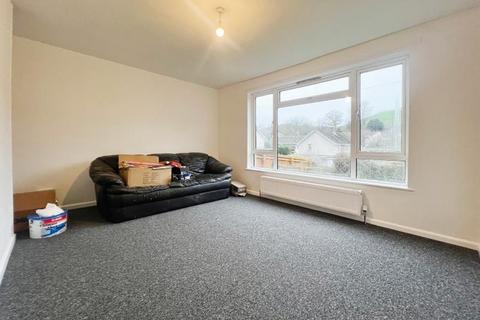 3 bedroom terraced house to rent, Brittan Place, Bristol BS20