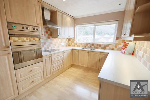 4 bedroom detached house to rent, Penrice Close, BS22