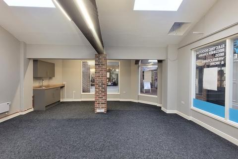 Shop to rent, 7 St. Marys Court, North Bar Within, Beverley, East Riding of Yorkshire, HU17 8DG